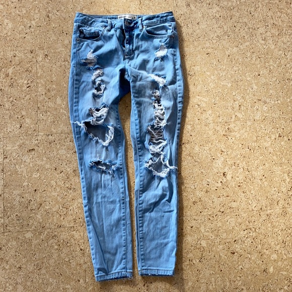 Garage size 7 - Picture 1 of 5